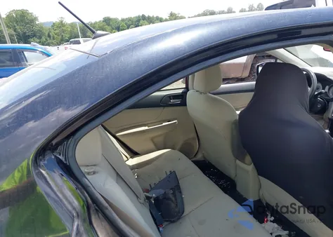 2014 Subaru Impreza 2.0I Premium из США, поврежденный, VIN JF1GJAC67EH009133